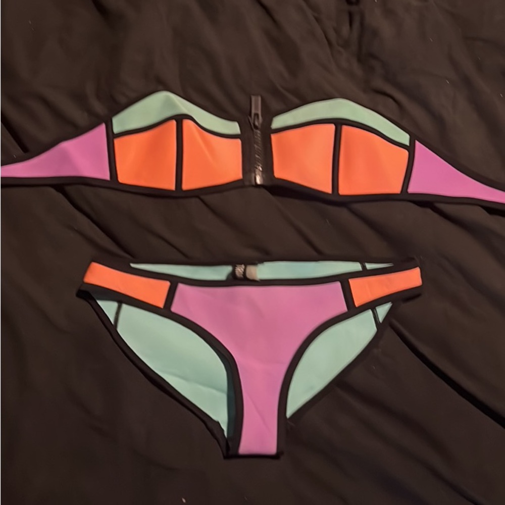Triangl neoprene bandeau bikini - S top, XS bottom